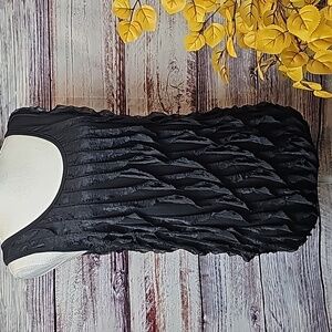 DOUBLE TAKE BLACK SLEEVELESS PULLOVER FEATHER TOP